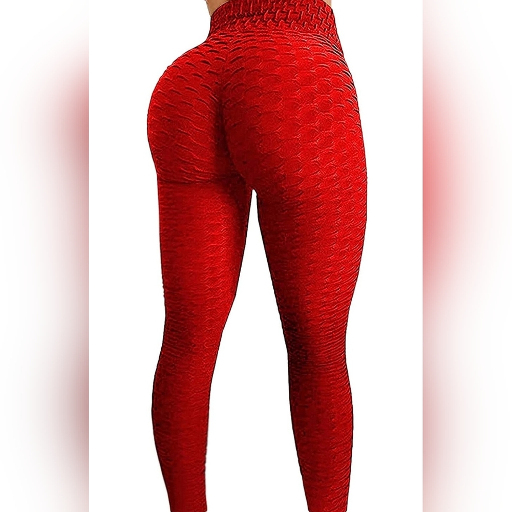 NWT 📦 Red Honeycomb Scrunch Butt Leggings